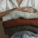 Maglioni Sempre Perfetti: I Trucchi Migliori per Dire Addio ai Pallini