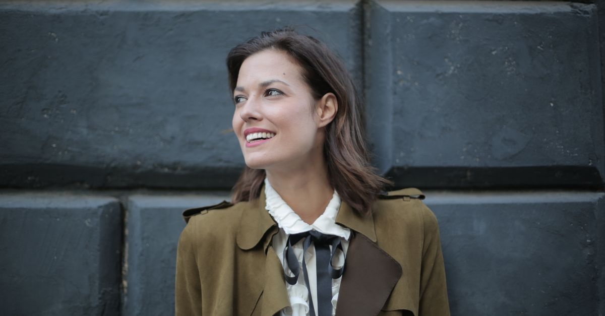 Eleganza Giovane: Idee di Look Moderni per Brillare in Ogni Occasione