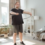 Trasforma la tua stanza in una palestra: idee di allenamento facile ed efficace in camera