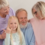 Vivere Sereni con i Suoceri: Come Mettere Confini Senza Litigare