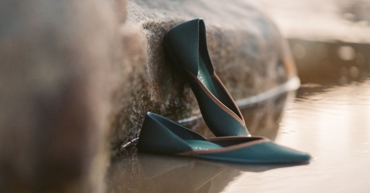Eleganza a fior di suolo: le calzature basse che trasformano ogni look