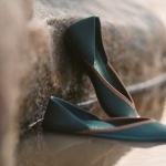 Eleganza a fior di suolo: le calzature basse che trasformano ogni look