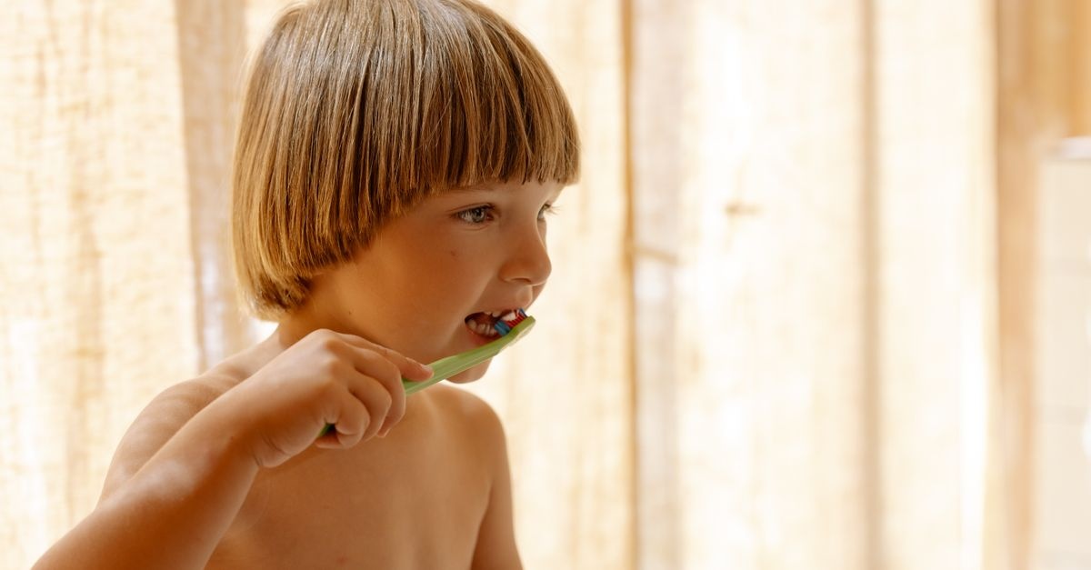 Sorrisi Sani Fin da Piccoli: Guida all’Igiene Dentale dei Bambini