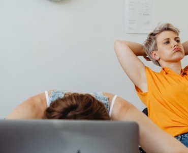 Lavora meglio, vivi più leggero: strategie per una produttività serena