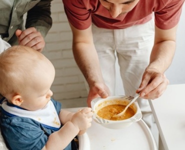 Prime pappe per neonato: idee semplici, gustose e nutrienti per ogni giorno