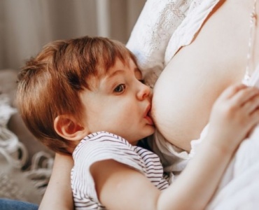 Come interrompere l’allattamento con dolcezza: una guida passo dopo passo per farlo gradualmente